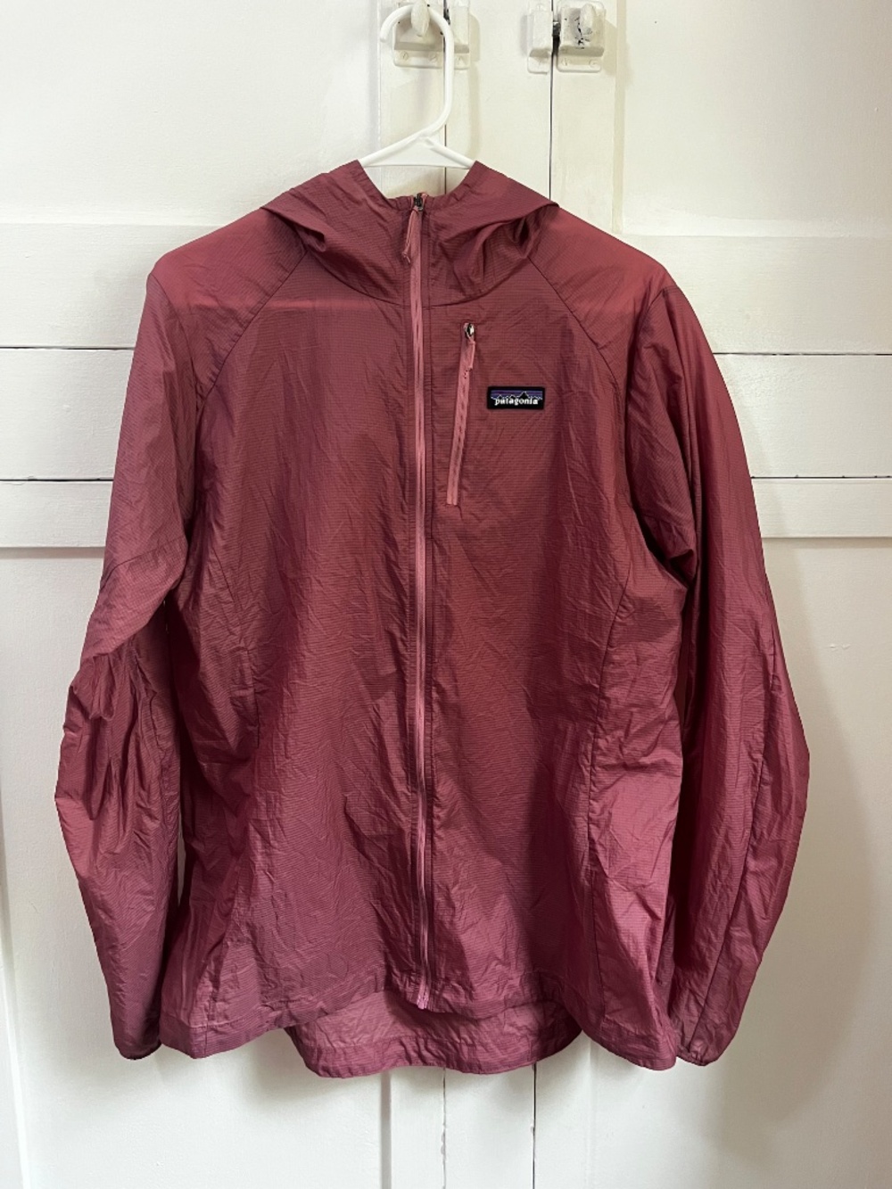Patagonia Women's Houdini Jacket in Rosehip Size XL